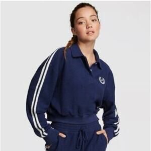 VICTORIA'S SECRET PINK Reverse
Fleece Cropped Polo Sweatshirt